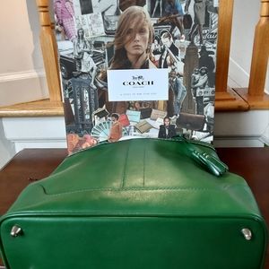 COACH SMALL GREEN CARRYALL BAG -- NWT